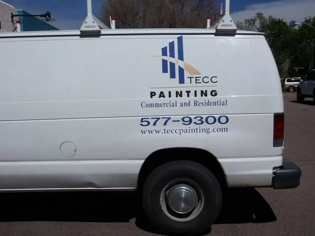 TECC Painting van lettering